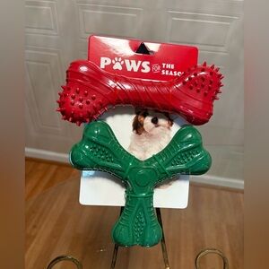 Jmle  Christmas  Paws For The Season  Bonr 7.5” & Flyer Dog Toy   With Squeaker.